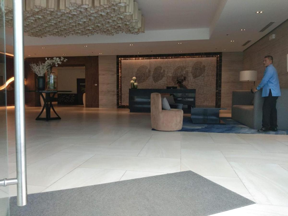 Mactan Newtown Condo With Pool Access Мактан Екстериор снимка
