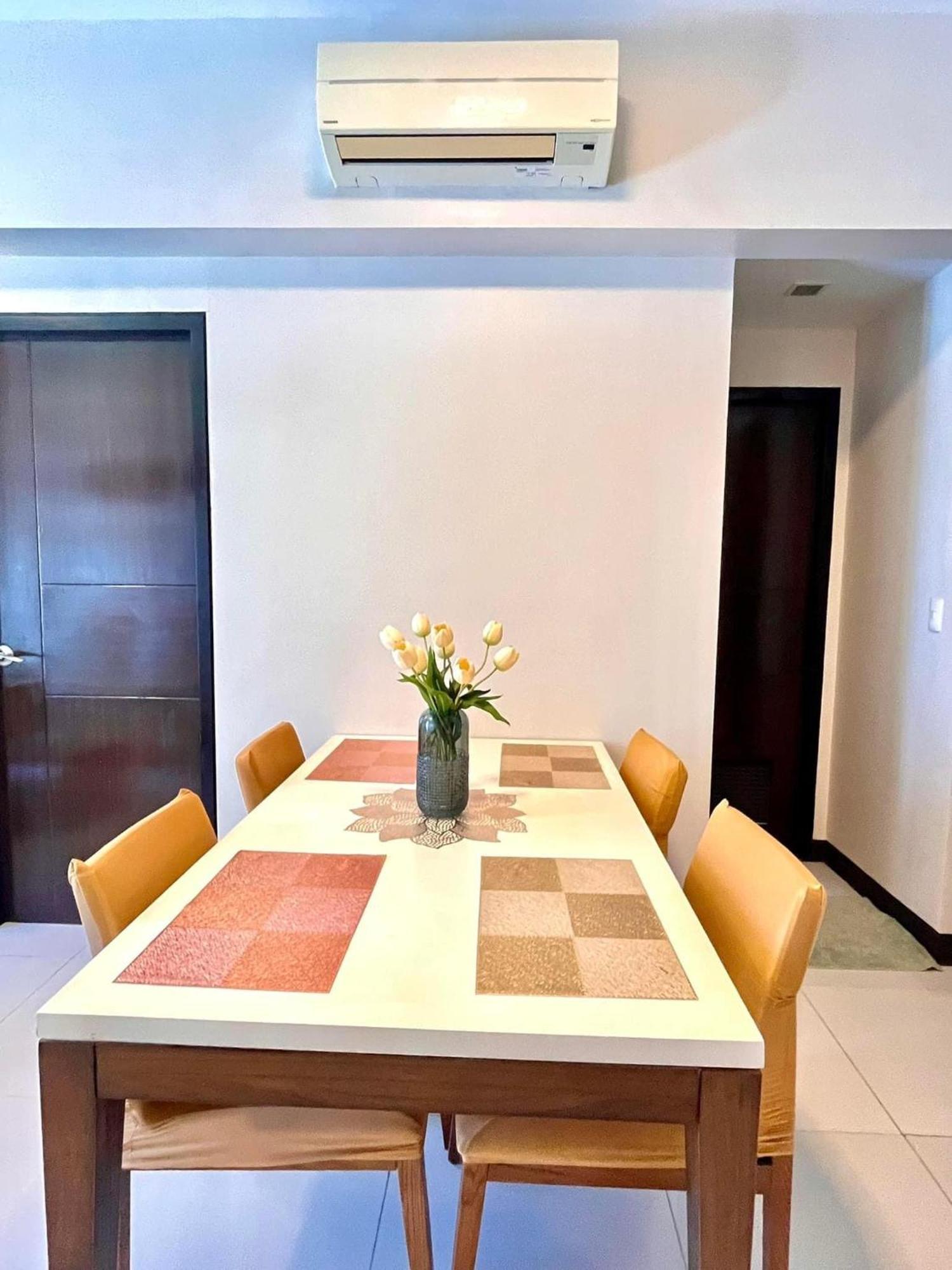Mactan Newtown Condo With Pool Access Мактан Екстериор снимка